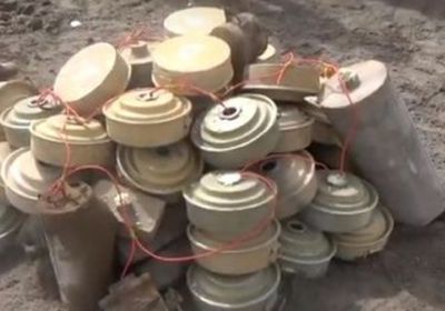 إتلاف كميات من الألغام الحوثية بعد نزعها من المسناء بالحديدة