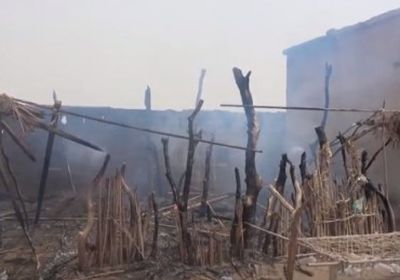 فيديو يوثّق استهداف مليشيا الحوثي منازل المواطنين بالجبلية