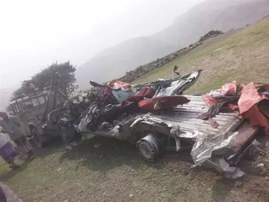 حادث مروري مروع يحصد 6 أشخاص ويصيب آخرين في إب 