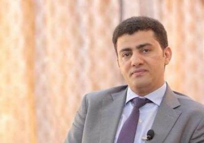 سياسي جنوبي: شباب عدن لقنت "الرعيني" درساً قاسياً بعد أن مزقوا شعاراته المهترئة