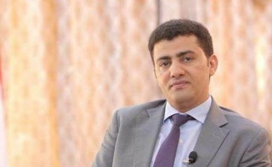 سياسي جنوبي: شباب عدن لقنت "الرعيني" درساً قاسياً بعد أن مزقوا شعاراته المهترئة