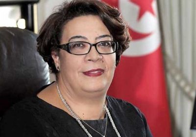 المتحدثة باسم الرئاسة التونسية تودع " السبسي" بكلمات مؤثرة