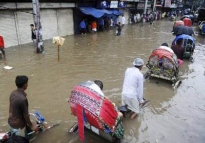 مقتل 100 مواطن جراء فيضانات ببنغلاديش