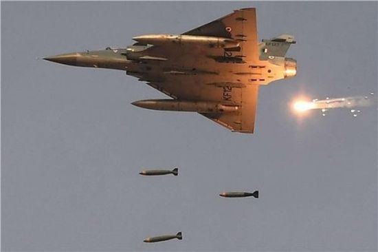 طيران الجيش الوطني الليبي يُدمر منصات صواريخ لمليشيا الوفاق