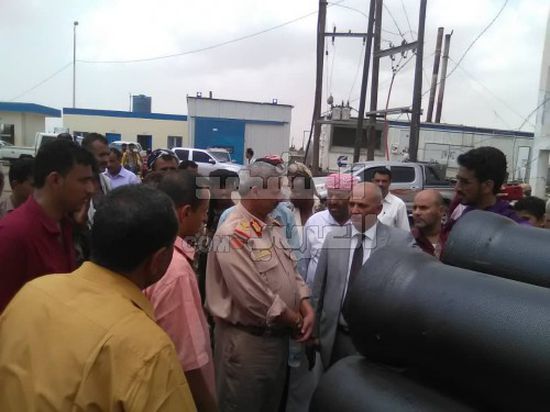 بالصور.. انطلاق العمل بمشروع ضخ مياه لحج