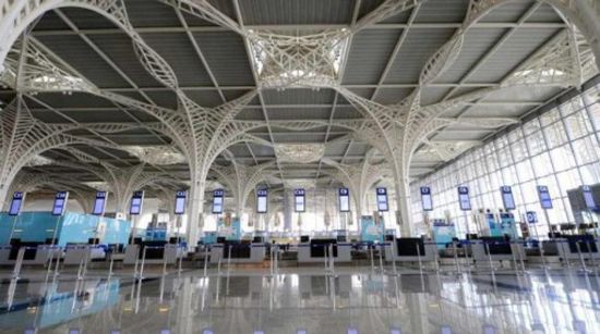 مطار المدينة المنورة يخصص أكثر من ١٠٠ منصة استقبال حجاج بيت الله الحرام