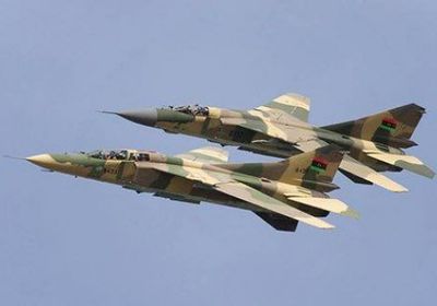 طيران الجيش الوطني الليبي يستهدف مخازن أسلحة لمليشيا الوفاق بغريان