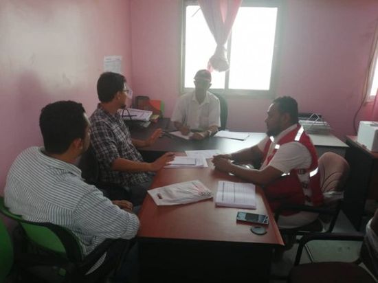 بدعم "الصليب الأحمر"..بحث سبل تنفيذ برنامج الكاش بلحج (تفاصيل)  