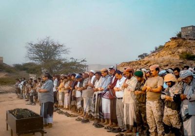 جموع غفيرة تشيع الفقيد ناصر البابكري في شبوة