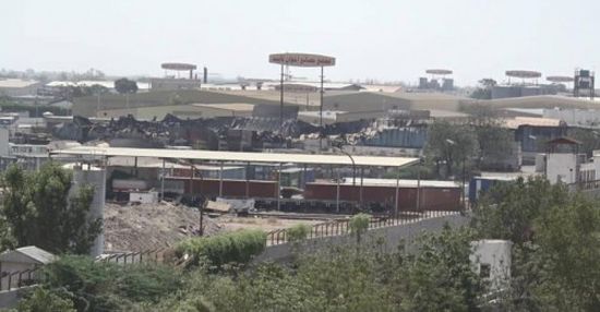 قصف حوثي مكثف على مواقع القوات المشتركة شرق الحديدة 