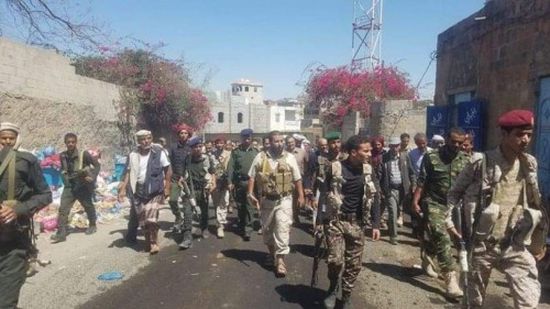 مليشيا الإصلاح في اليمن.. سرقة ومخدرات وإضعاف متعمد للقوات (ملف)
