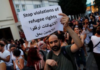 تظاهرات تركية حاشدة بإسطبول احتجاجًا على طرد اللاجئين السوريين (صور)