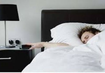 دراسة تكشف: من ينام أكثر..الرجال أم النساء؟