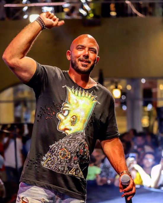 محمود العسيلي ينشر بوستر أغنيته الجديدة "أنتي وأنا"