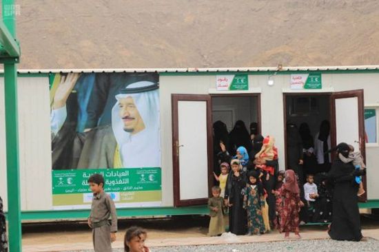 بدعم سعودي.. تدشين مشروعين إنسانيين للنازحين في مخيم الخانق بصنعاء (صور)