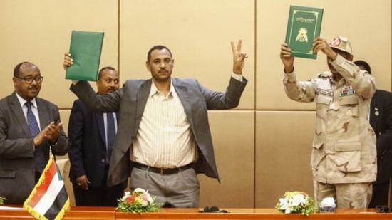لـ"رؤساء ومنظمات دولية".. السودان تسلم دعوات حضور التوقيع النهائي على "الإعلان الدستوري"‎