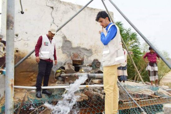 بتمويل إماراتي.. افتتاح وحدة متكاملة لضخ المياه في مديرية نصاب بشبوة (صور)