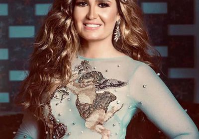 هنا شيحة تتجاهل الحديث عن أحمد فلوكس في أول حوار لها بعد انفصالها