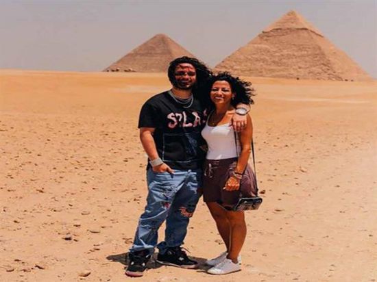 العالمي راس فيتال يشارك جمهوره برحلته الأولى في مصر (فيديو)