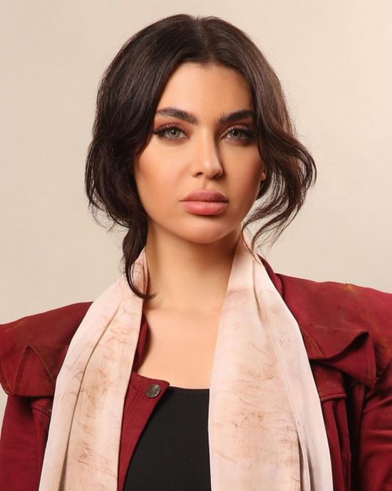 قمر توجه رسالة لنجلها "جيمي"