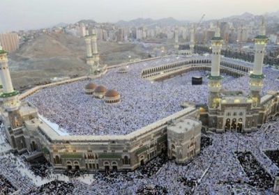 وصول 1056 حاجاً إلى الأراضي المقدسة من أهالي الشهداء..تفاصيل