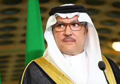 سفير السعودية لدى مصر يتبرع بالدم لحساب مصابي حادث معهد الأورام