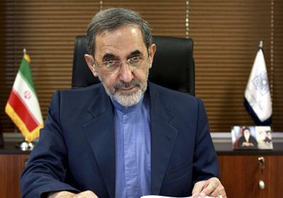 تجميد أموال مستشار المرشد الإيراني بالأرجنتين