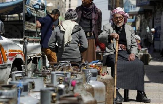 الحوثيون يرفعون أسعار الغاز المنزلي بصنعاء 