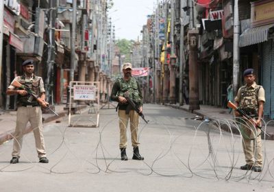 باكستان: لم ندرس الخيار العسكري بقضية "كشمير" ونلجأ لمجلس الأمن