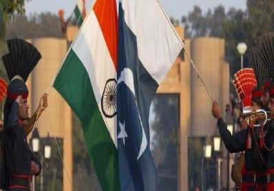 بسبب أزمة كشمير.. باكستان تُلغي آخر خطوط القطارات إلى الهند