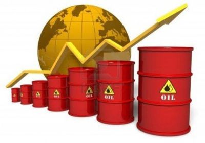 أسعار النفط تقفز بدعم توقعات انخفاض إنتاج اوبك