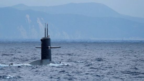 غواصة روسية محدثة الصنع تقلق البحرية البريطانية