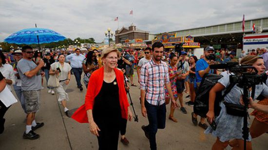 بالصور.. المرشحة الأمريكية إليزابيث وارن تدعو مؤيديها للقضاء على فساد ترامب