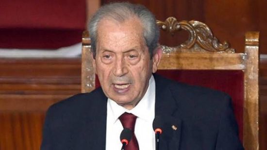 باكيا.. الرئيس التونسي المؤقت يهنئ الشعب بالعيد ويذكر إنجازات السبسي