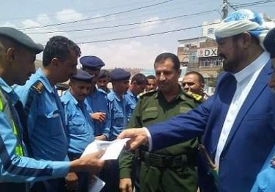 إهانة حوثية لرجال المرور في العيد.. تفاصيل 