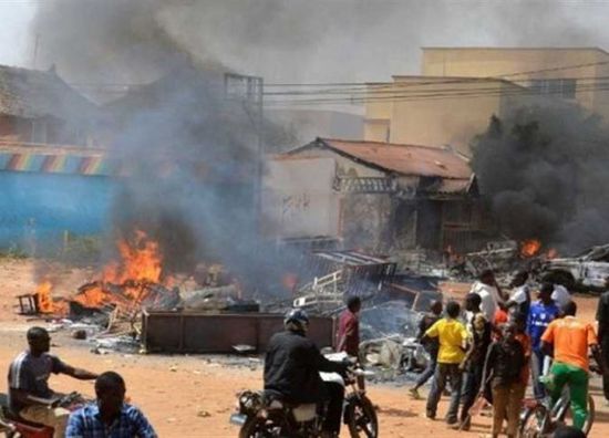 مقتل 8 بينهم 3 جنود في هجومين استهدفا قاعدة عسكرية بنيجيريا