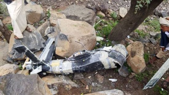 سقوط طائرة حوثية على المدنيين بمحافظة عمران (صورة) 