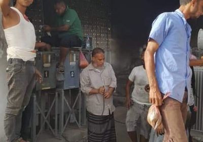 عودة التيار الكهربائي لمعظم الأحياء المقابلة لمستشفى عدن بكريتر (صور)