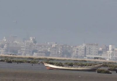 قصف حوثي عنيف على مواقع القوات المشتركة في الدريهمي