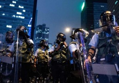 الصين تنشر قوات على حدود هونج كونج تزامناً مع تصاعد الاحتجاجات