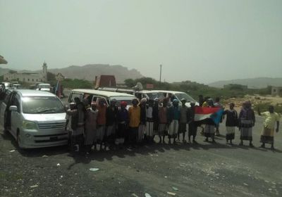 أهالي مديرية المحفد يتوجهون إلى عدن للمشاركة بمليونية النصر