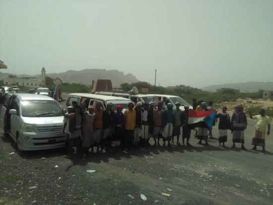 أهالي مديرية المحفد يتوجهون إلى عدن للمشاركة بمليونية النصر