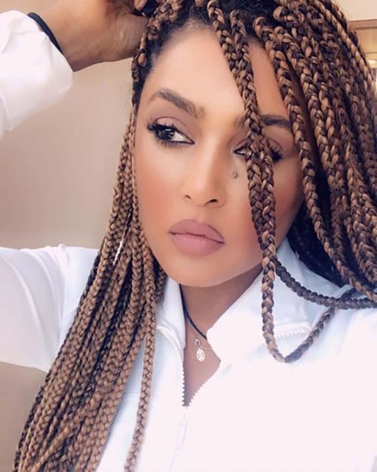 وعد تشارك جمهورها بأحدث إطلالة كاجوال (صور)