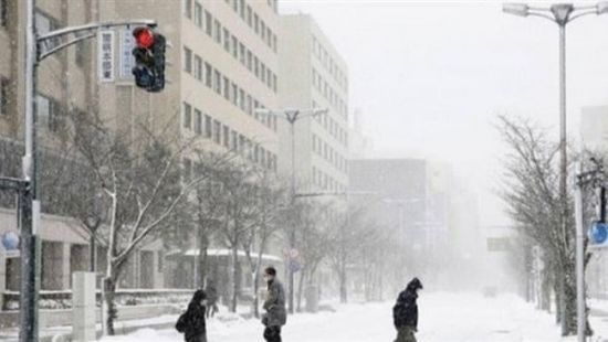 مع اقتراب عاصفة "كروسا".. اليابان تنصح 300 ألف شخصًا بإخلاء منازلهم