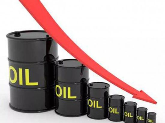هبوط أسعار النفط بفعل ارتفاع مخزونات الخام الأمريكي