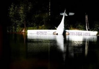 هبوط طائرة كهربائية نرويجية اضطراريًا في بحيرة