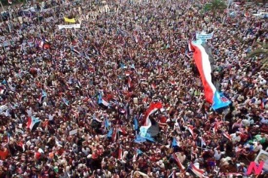 شاهد.. بث مباشر لمليونية النصر من العاصمة عدن