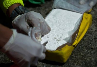 بـ74 مليون يورو.. ضبط طن من الكوكايين في فرنسا بحمولة "لب"