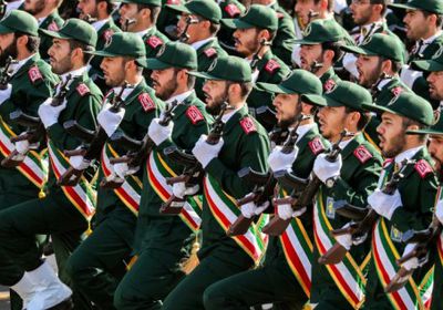 قائد الحرس الثوري الإيراني يتفقد الحدود مع تركيا