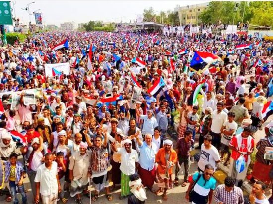 ناشط: من يملك شعب الجنوب لن يخسر معركة